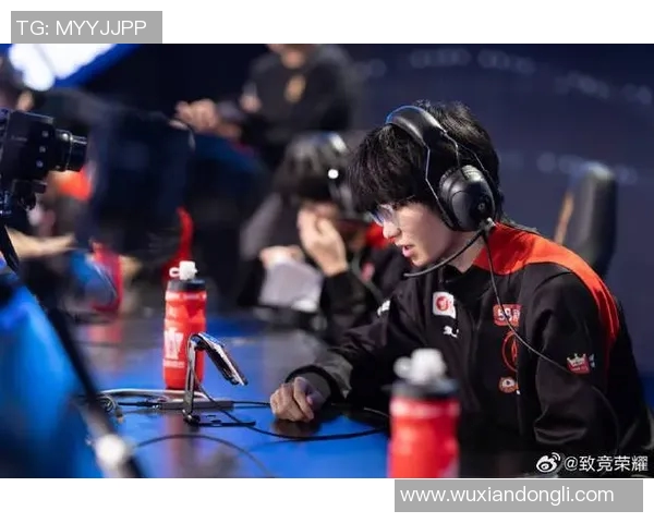 V5在世界冠军杯中的耐力表现分析与战术解读 V5在世界冠军杯中的耐力表现分析与战术解读