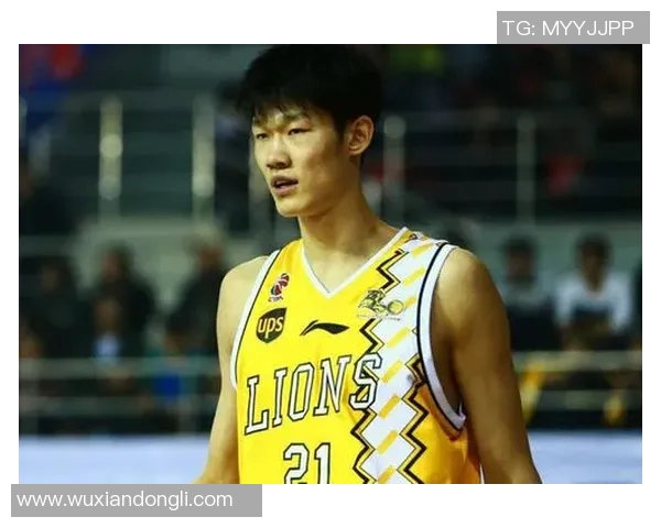 西安足球队团队协作引发热议球迷与专家各执己见探讨争议背后原因 西安足球队团队协作引发热议球迷与专家各执己见探讨争议背后原因